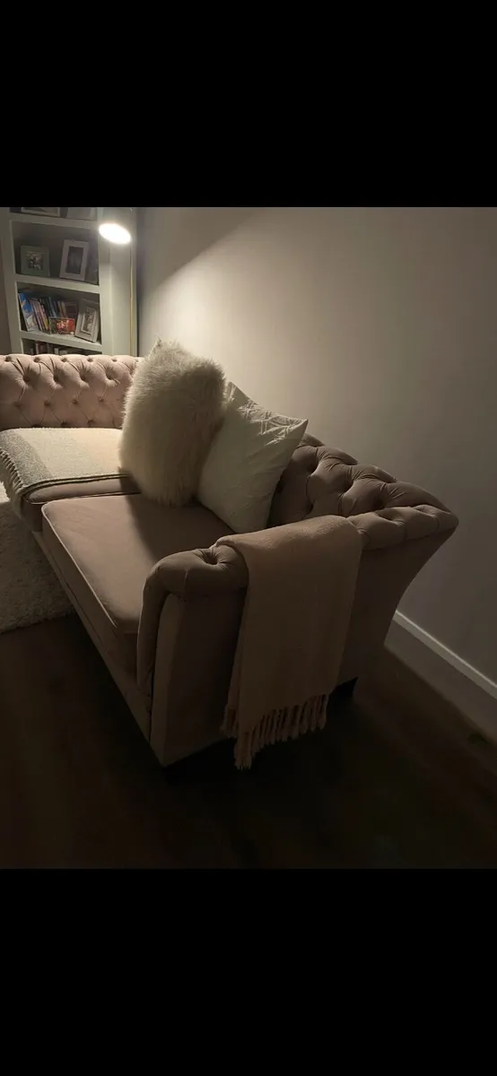 Sofa - Image 4