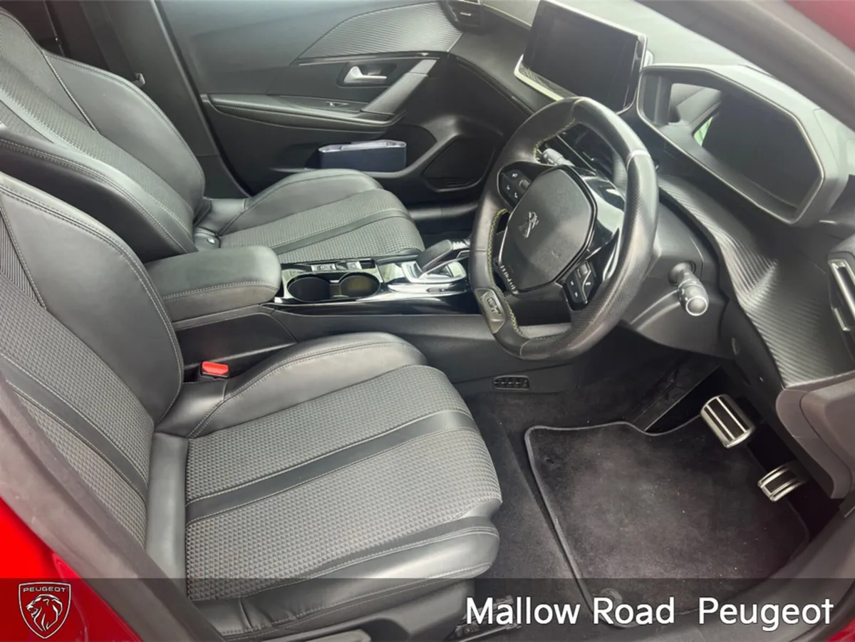 Peugeot 208 EGT LINE 136BHP 50 KWH 4DR AUTO - Image 2
