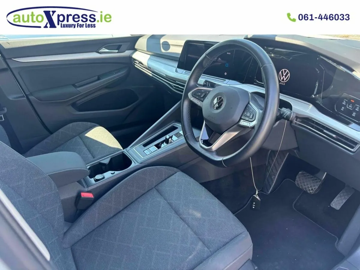 Volkswagen Golf 1.0 ETSI Automatic - Image 2