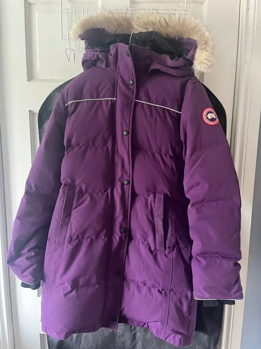 Canada goose jacket - Image 1