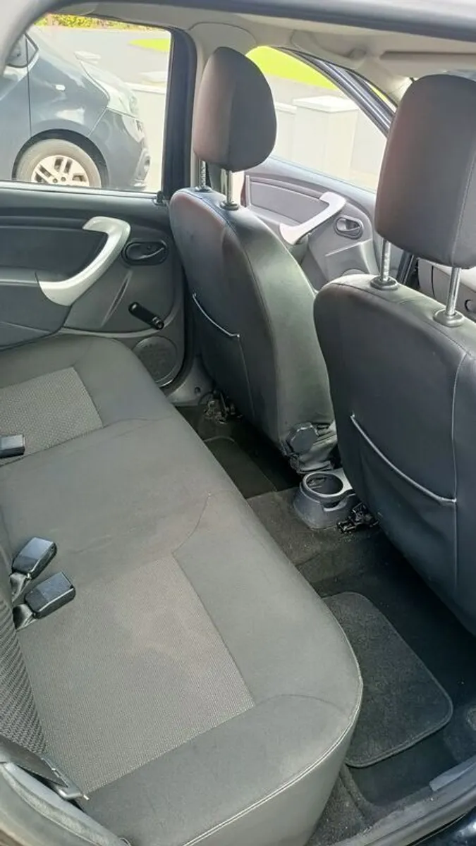 2013 Dacia Duster - Image 2