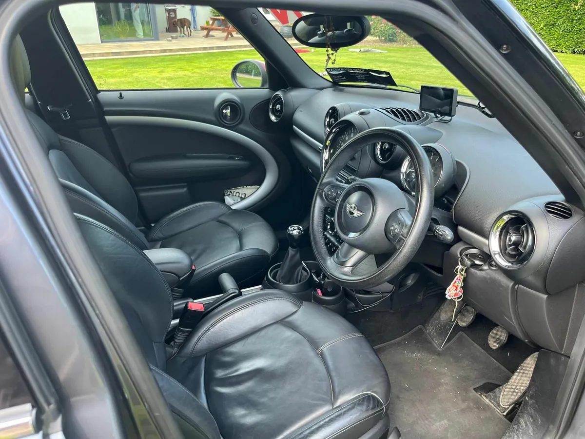 Mini Countryman 2016 - Image 2