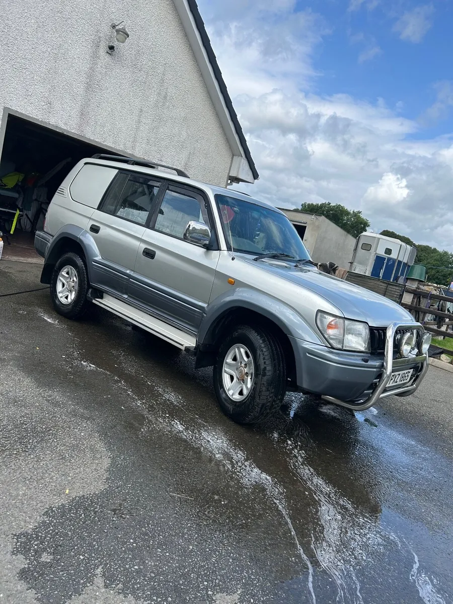 Toyota landcruiser - Image 1
