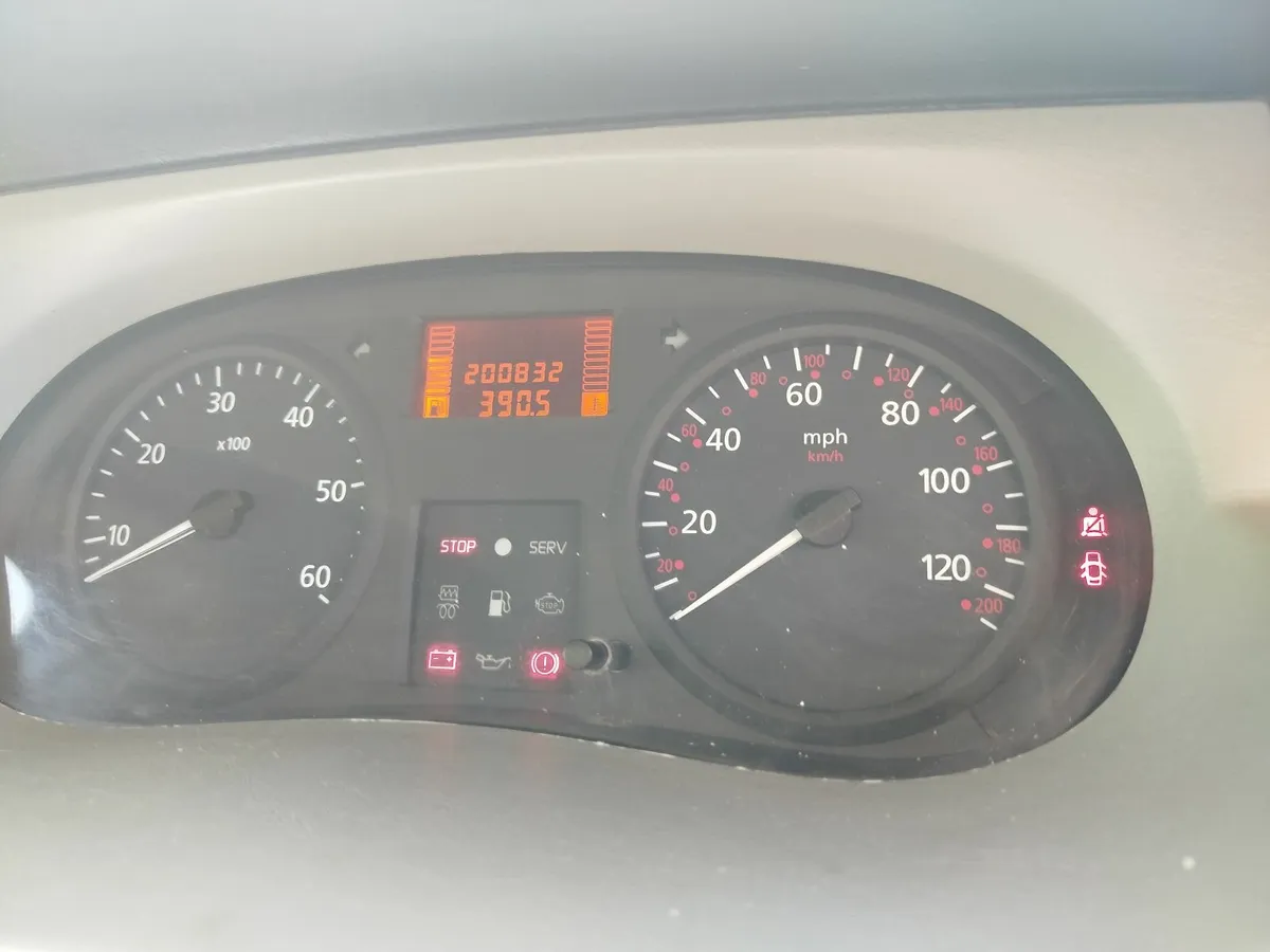 2006 Renault Traffic Campervan - Image 3