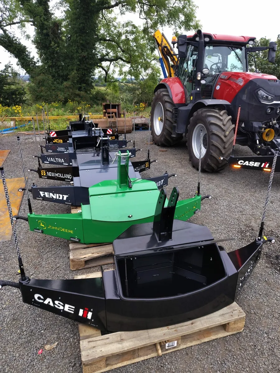 Tractor BumperBox - Image 1