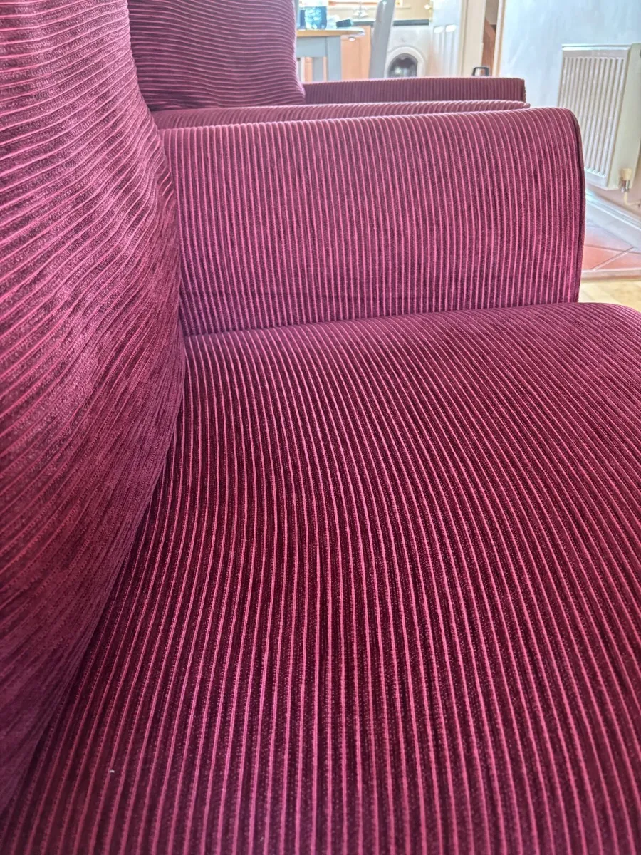 Couch - Image 2