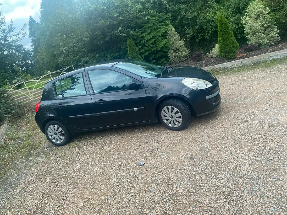 Renault Clio 2006 - Image 2