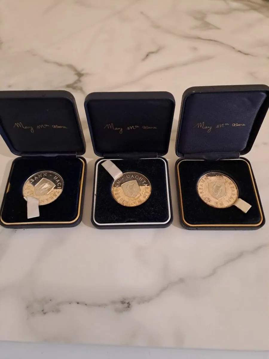 Extremely rare Centenarian Bounty coins ! - Image 1