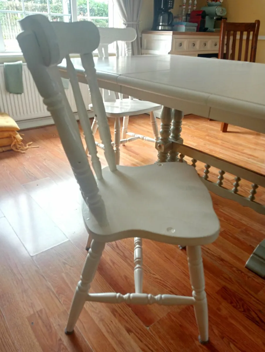 FREE Kitchen Table & 6 Chairs - Image 4