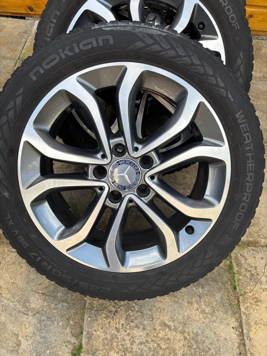 Alloy wheels ( Genuine Mercedes) - Image 1