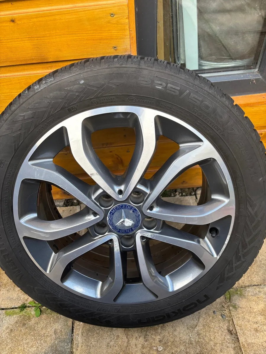 Alloy wheels ( Genuine Mercedes) - Image 4
