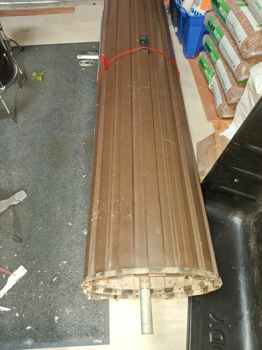 Roller door - Image 1