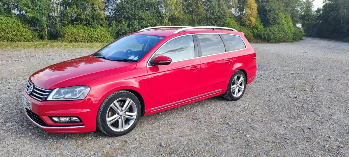 151 VOLKSWAGEN PASSAT R-LINE ESTATE AUTO - Image 1