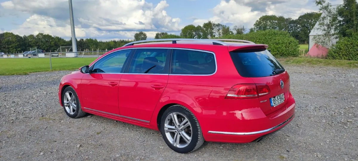151 VOLKSWAGEN PASSAT R-LINE ESTATE AUTO - Image 2