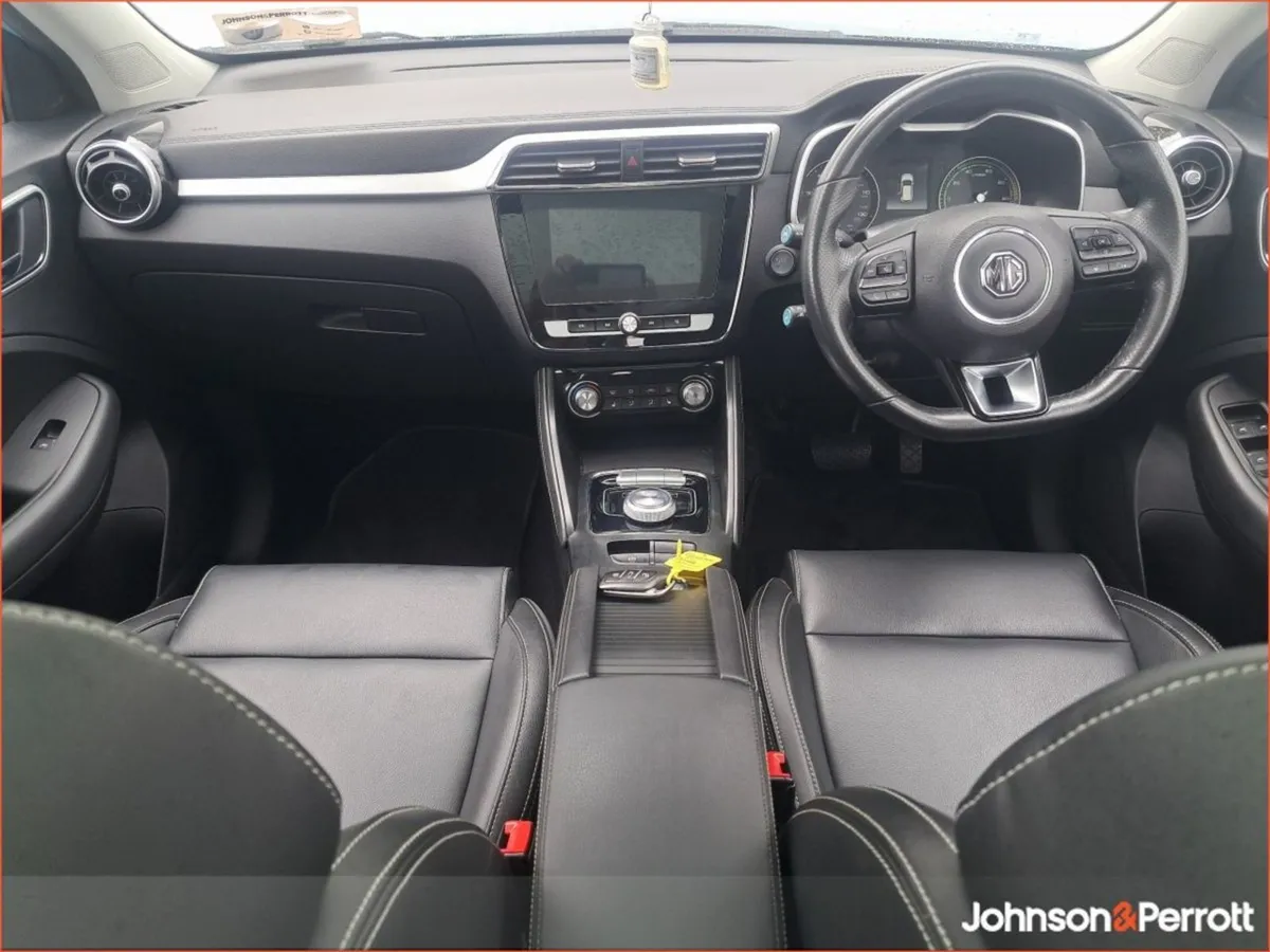 MG ZS Exclusive TOP Spec Tiny Mileage - Image 4