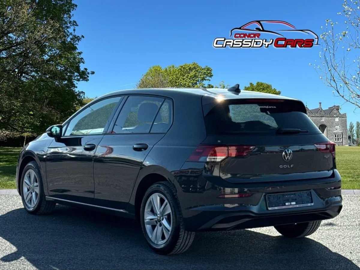 Volkswagen Golf Life TDI 1 Owner - Image 3
