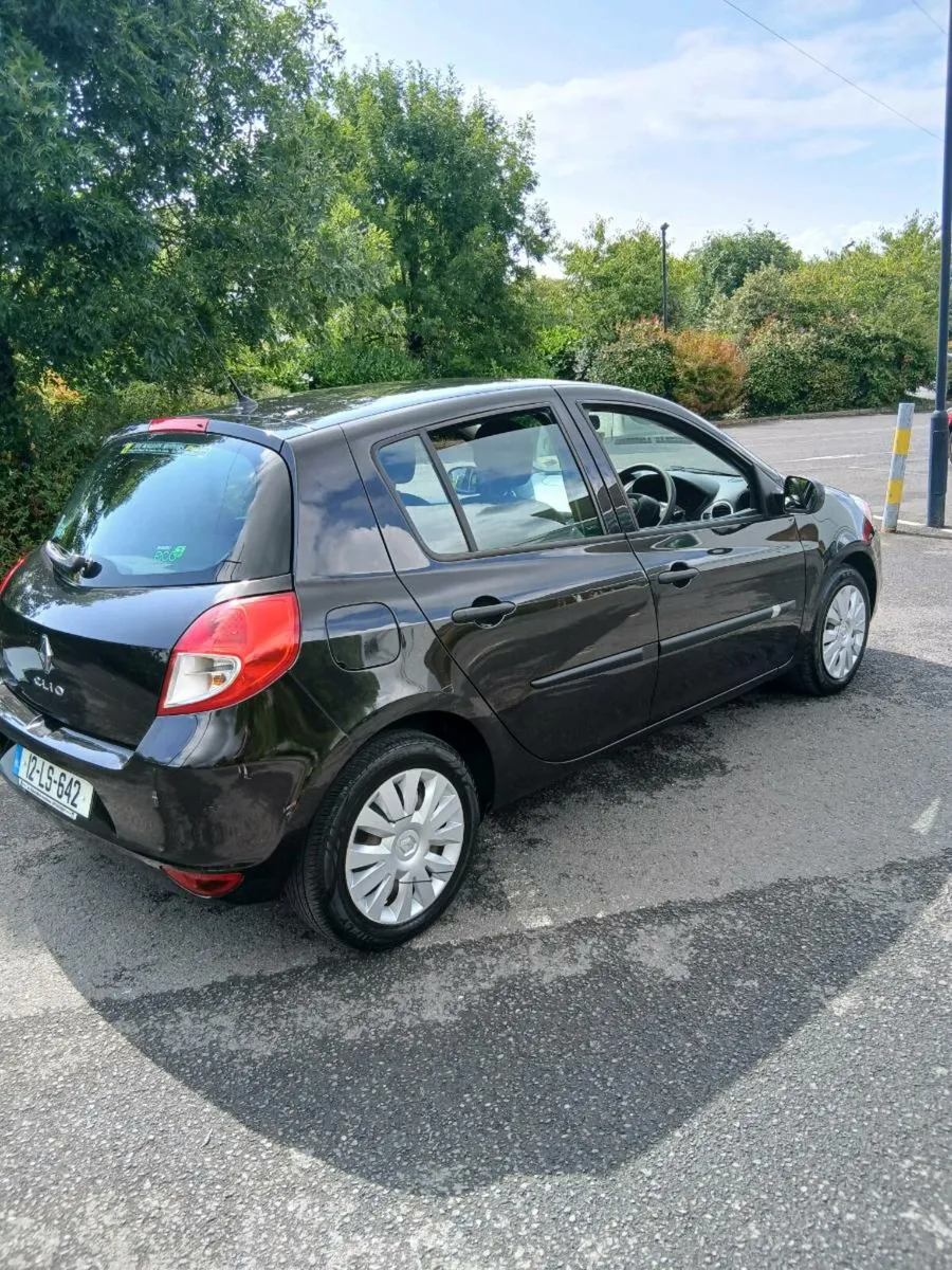 Renualt clio 81000 kms taxed and tested - Image 1