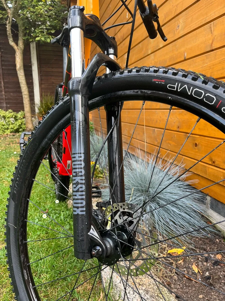 Trek Marlin 7 (Gen 2) - Image 2