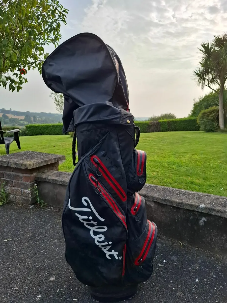 Staydry Titleist Golf Bag - Image 3