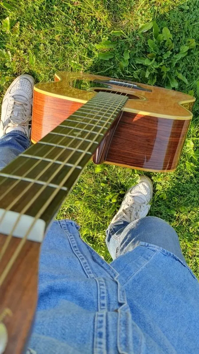 Aria acoustic guitar - Image 2