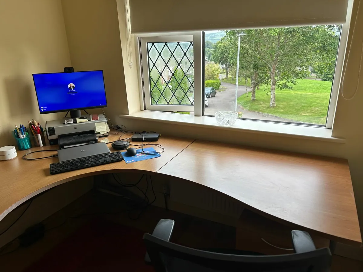Office Desk and 2 Drawer Pedestal - Image 2