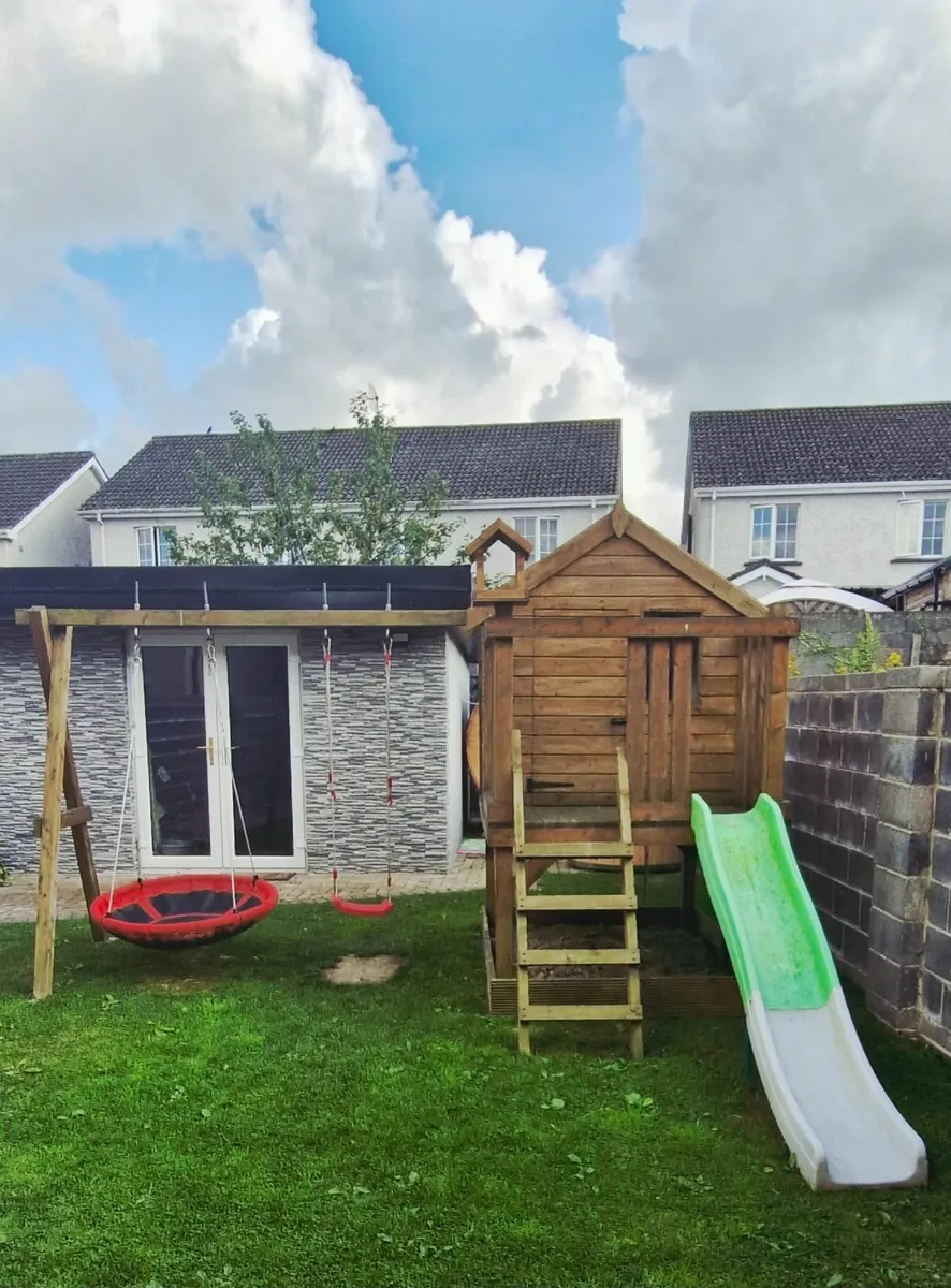 Play house - Image 1