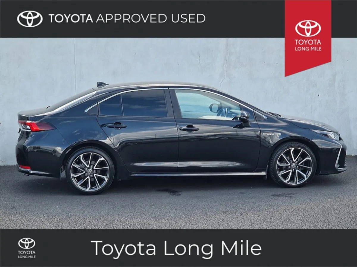 Toyota Corolla 1.8 Hybrid Sol 4dr - Image 3