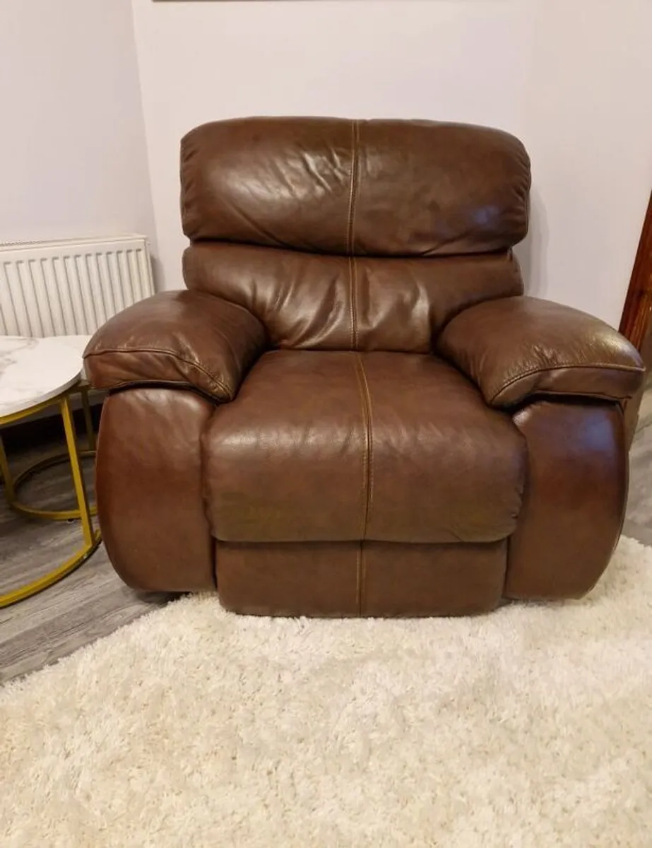 Ez Living Leather Recliner - Image 2
