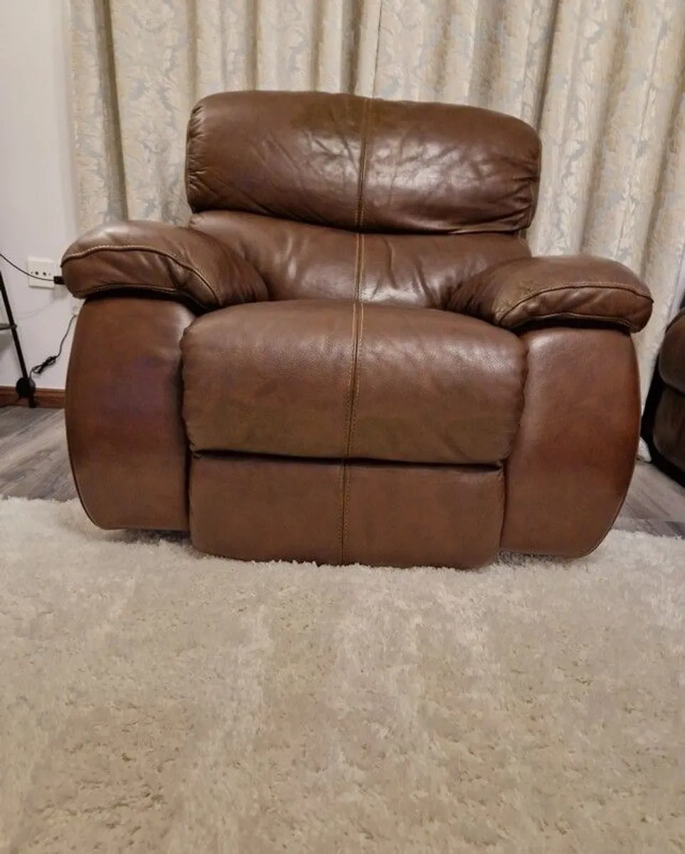 Ez Living Leather Recliner - Image 4