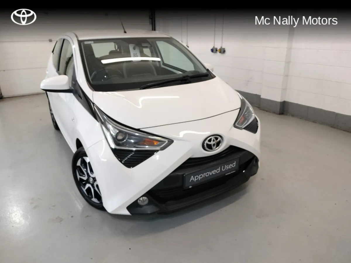 Toyota Aygo 1.0 5DR X-PLAY - Image 1