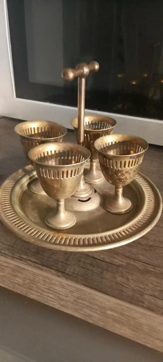 Antique Silver 4 egg cups on stand made in England - Image 1