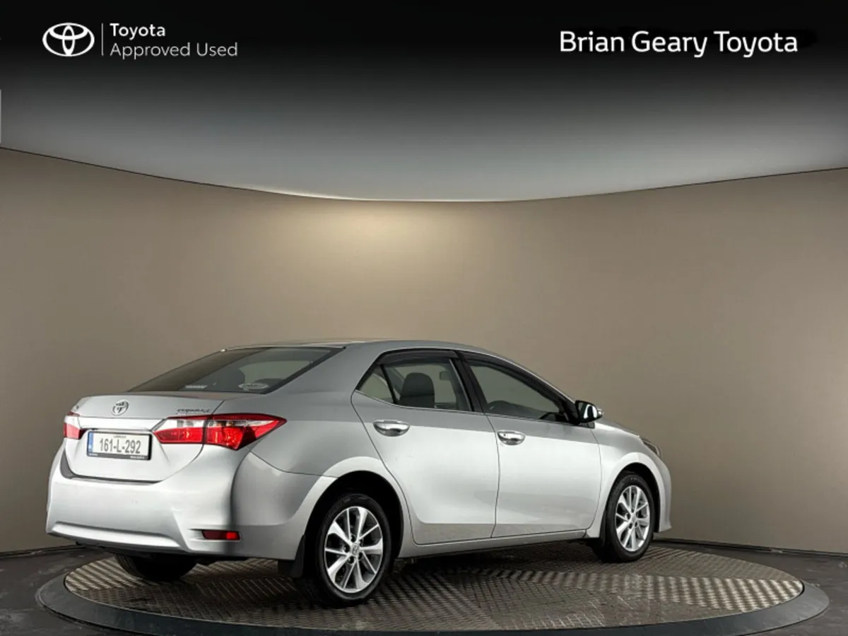 Toyota Corolla 1.4 D-4D LUNA - Image 2