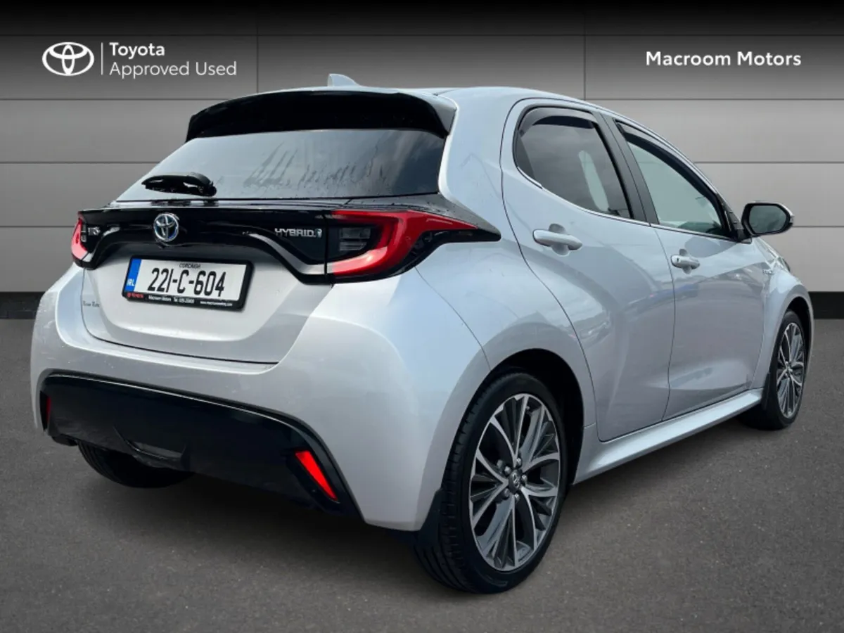 Toyota Yaris PLATINUM 4 4DR AUTO - Image 2