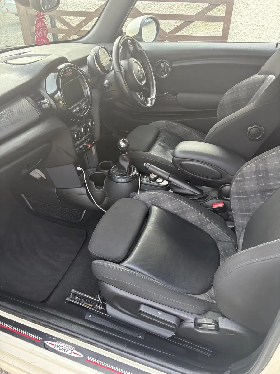 Mini Cooper D 2016 JCW Pack - Image 4