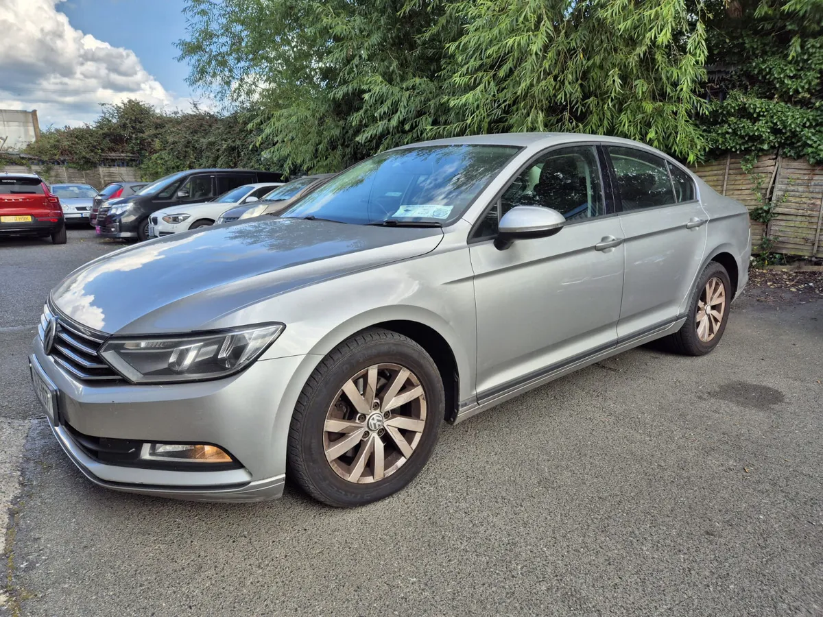 Stunning Volkswagen Passat 2016 - Image 2
