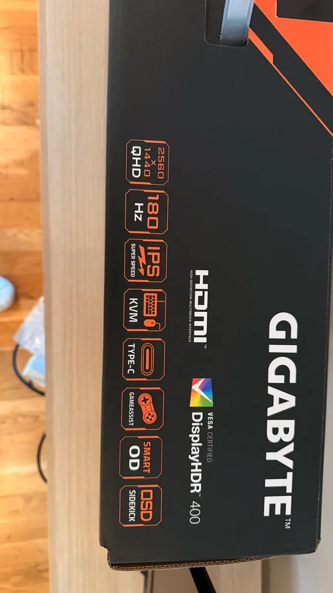 Gaming monitor 180hz IPS - Image 2