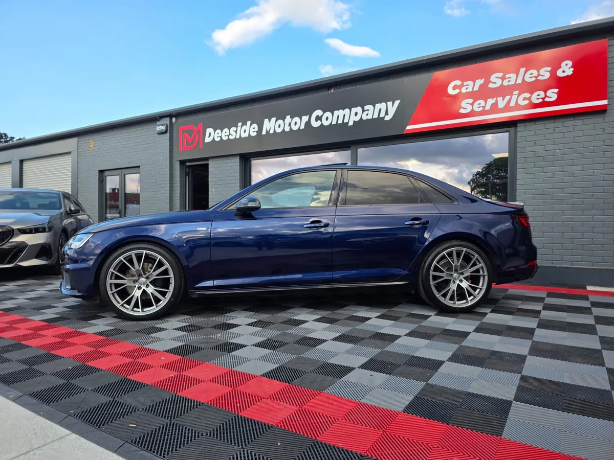 Audi A4 40TDI S-Line Black Edition 2019 - Image 2