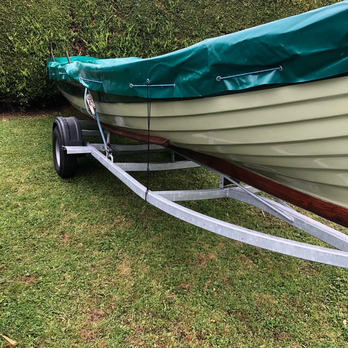 19 foot sheelin boat - Image 2