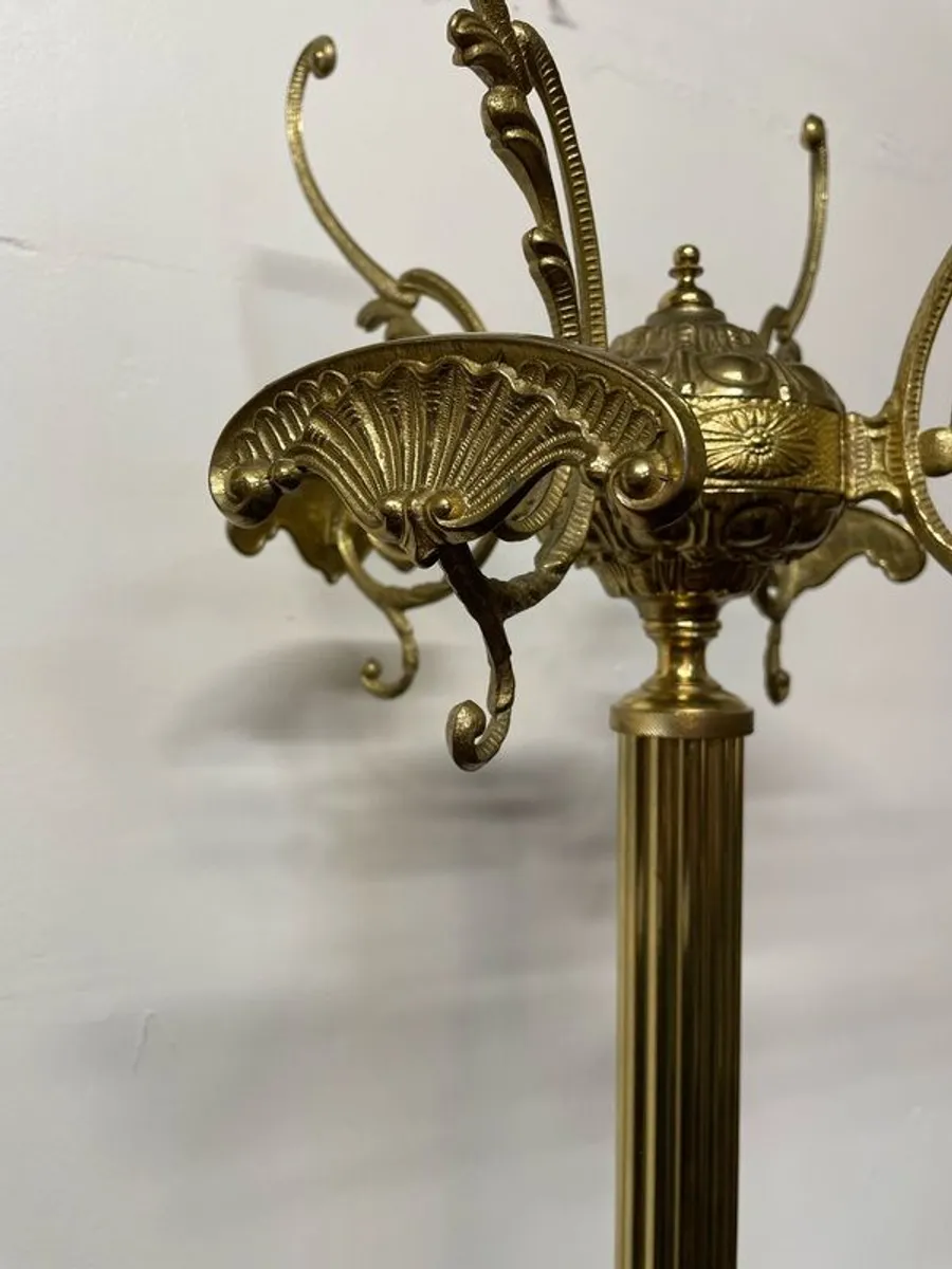 1970s Italian Midcentury Hollywood Regency Style Brass Floor Coat Hanger - Image 2