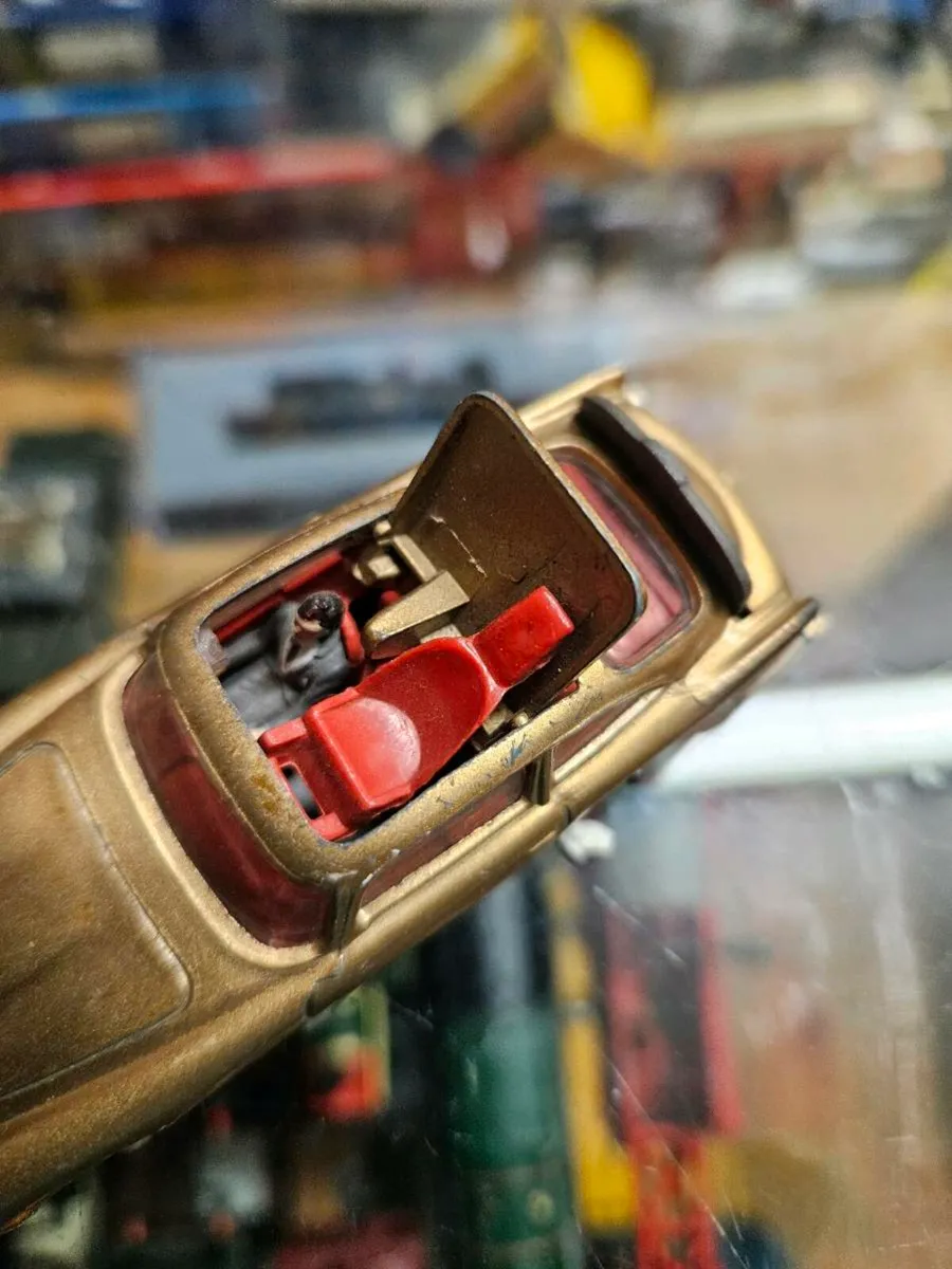 Corgi James Bond Aston Martin DB5 - Image 3