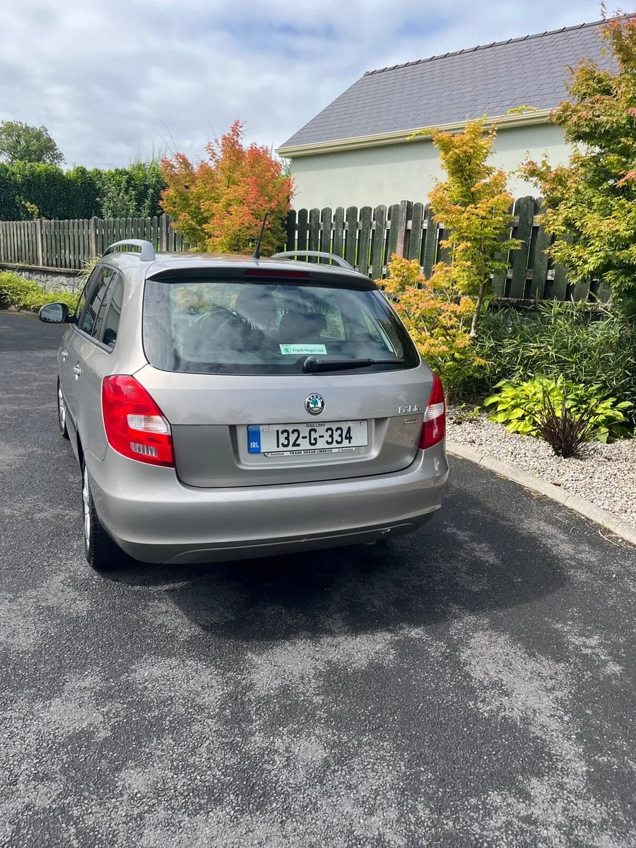 Car - Image 3