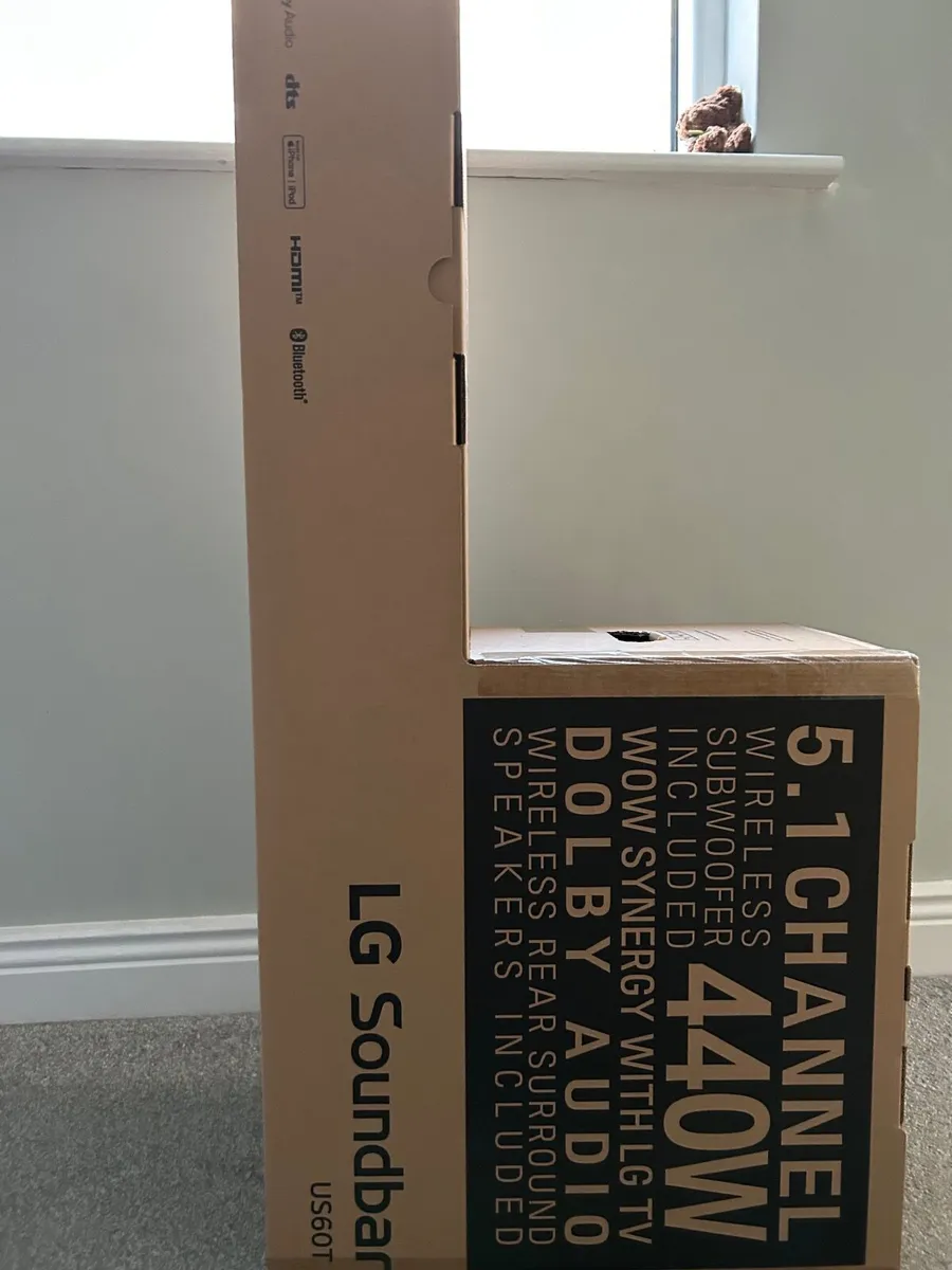 LG sound bar & speakers