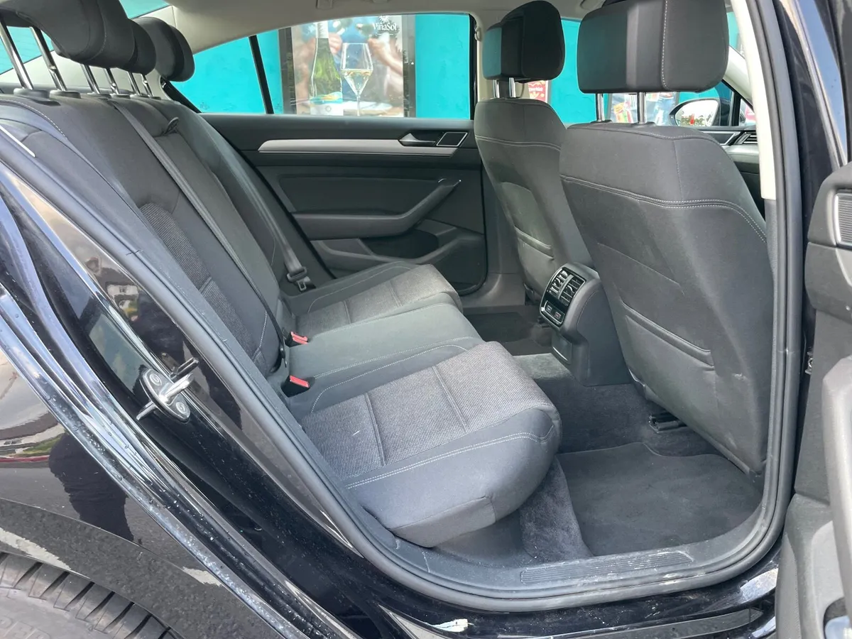 Volkswagen Passat 2015 TDI Bluemotion - Image 4