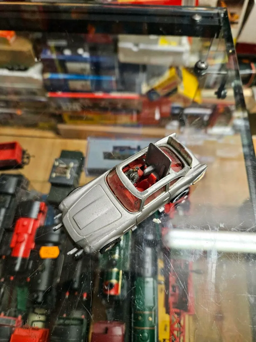 Corgi James Bond Aston Martin DB5 - Image 2