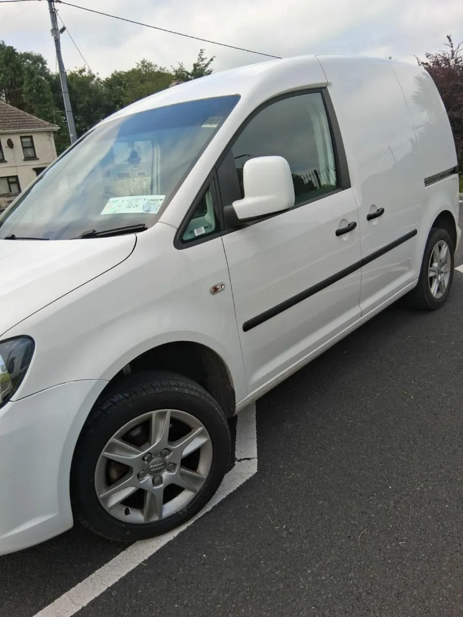 Volkswagen Caddy 2011 - Image 1