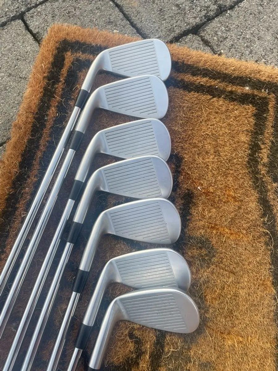 Mizuno JPX 923 Forged irons. Right handed - Image 4