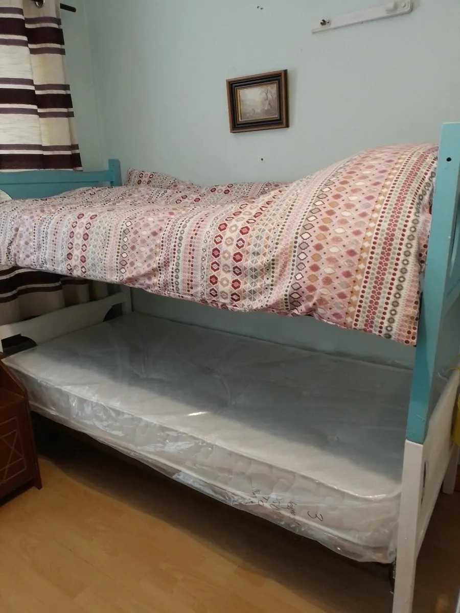 Bunk beds - Image 3