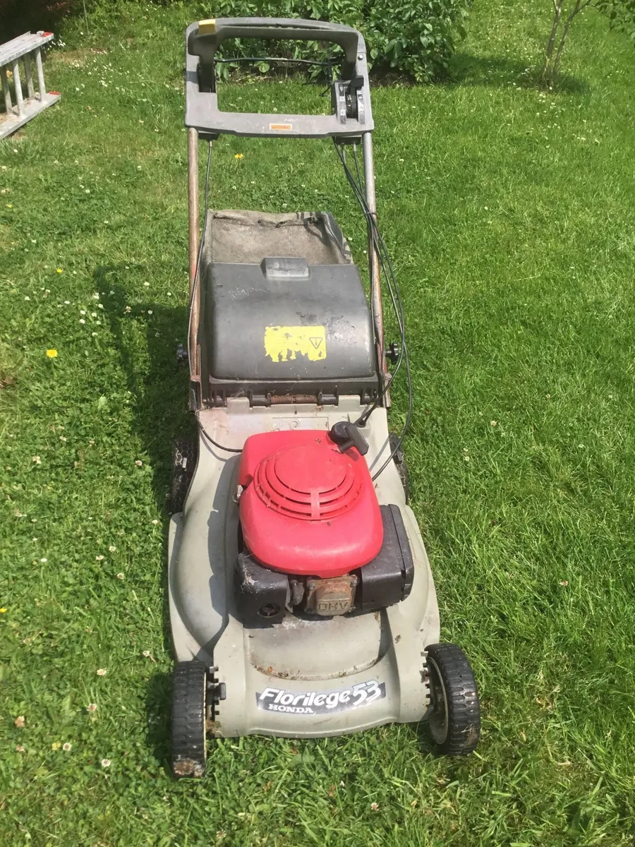 Lawnmower