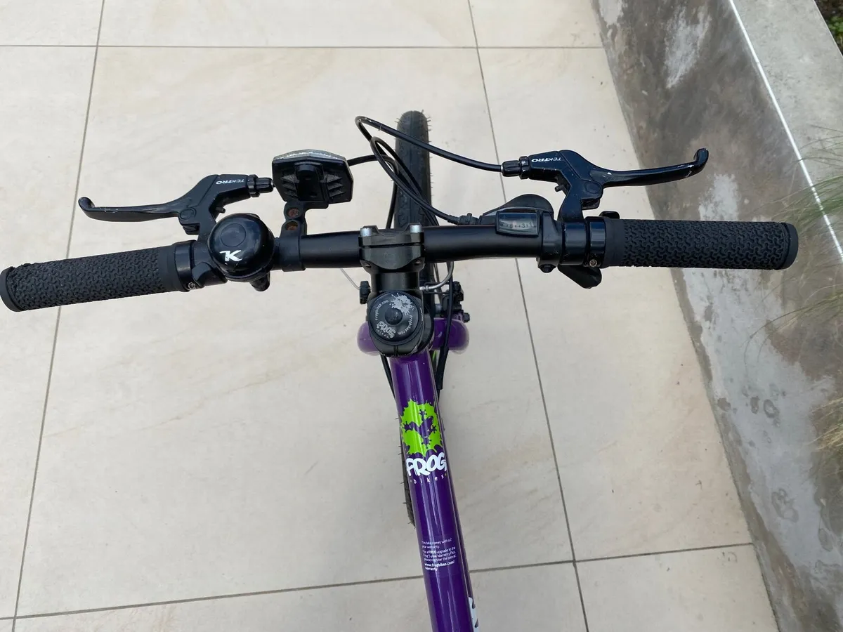 Frog 62 Hybrid Kids Bike - Image 2