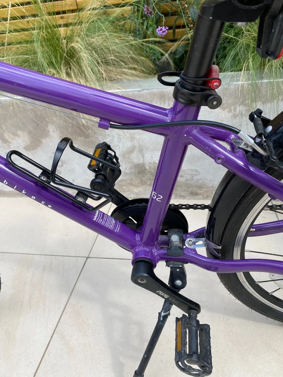 Frog 62 Hybrid Kids Bike - Image 4